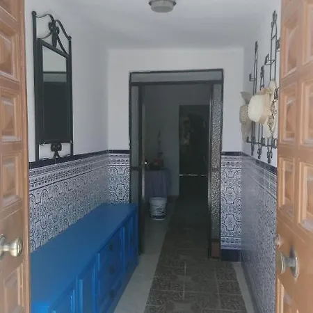 Maribella A Louer Homestay *